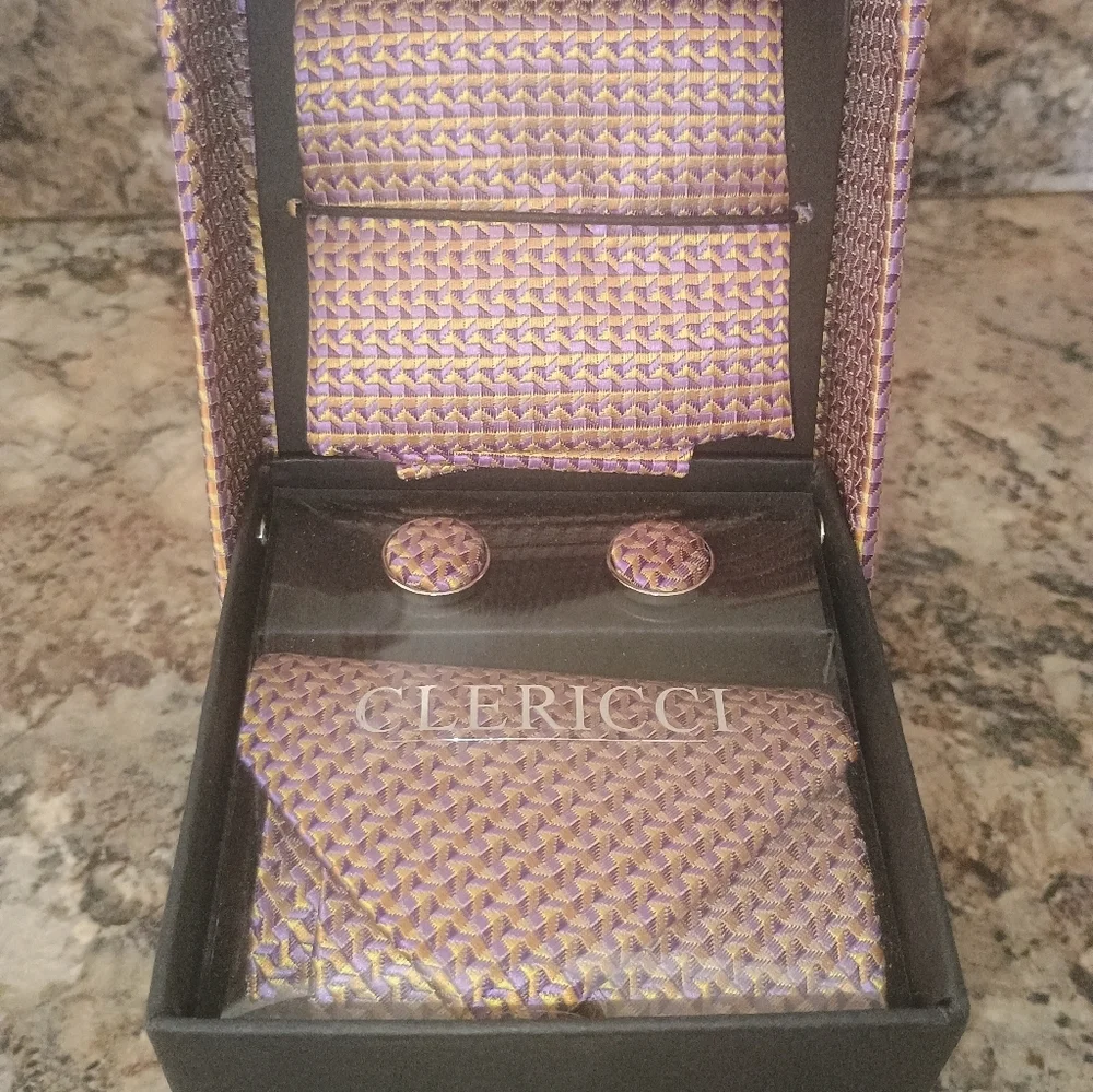 CLERICCI MENS GIFT SET TIE HANKIE & CUFF LINK DESIGNER BOX.